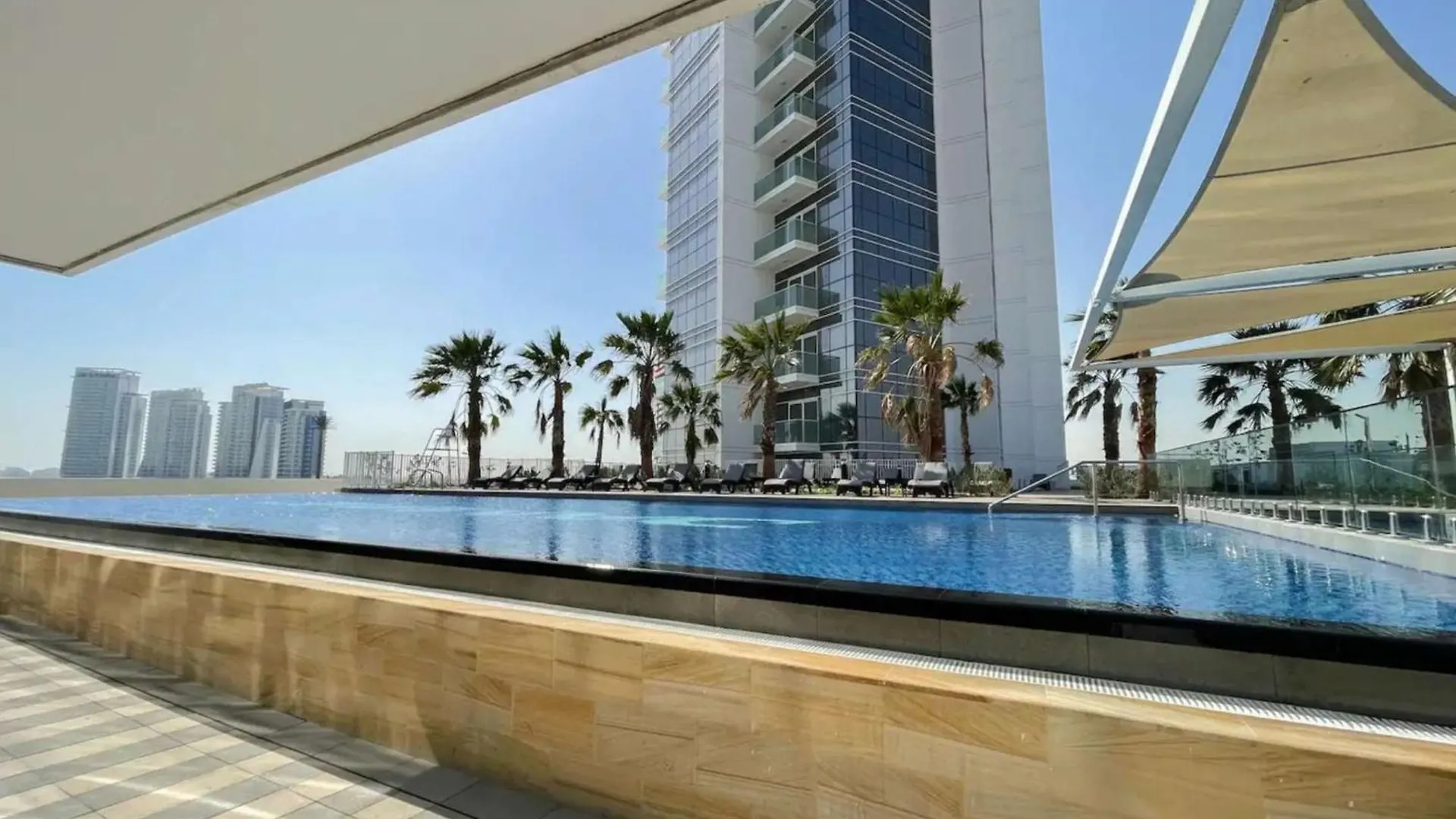 Pvh - Golf View Studio - Carson C Dubai 0*,  United Arab Emirates